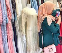 Butik medshoe malaysia seksyen 13 shah alam. Shopping Baju Raya Di Butik Haqqi Shah Alam Emilinda