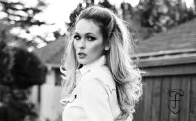 Medium length hairstyles with bangs can be customized to flatter any face shape. Ursula Andress 60 S Hair Tutorial Half Up Half Down Fashionisers C