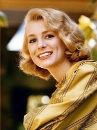 Mindy Cohn and her role as Natalie