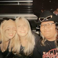 Ava Wayne (@avagracewayne11) • Instagram photos and videos