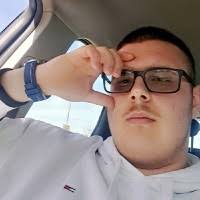 20+ profiluri „Dragos Barbu”