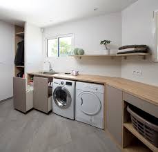 Buanderie En Bois Clair Sur Mesure Compagniedesateliers Amenagement Buanderie Buanderie Cellier Buanderie
