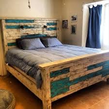 Diy hotel style bed frame and headboard make a perfect hotel style bed! 100 Diy Recycled Pallet Bed Frame Designs Diy Pallet Bed Pallet Bed Frame Diy Bed Frame Design