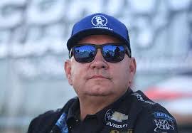 Brett Speer's Instagram, Twitter & Facebook