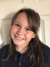 Queen Daisy of Bowes is crowned