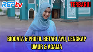 Biodata ayu kartika dewi yang penuh prestasi foto, biodata & nama asli pemeran zahro di para pencari. Terbaru Biodata Profil Betari Ayu Lengkap Umur Agama Youtube