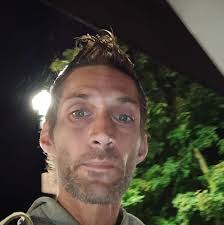 What are low-cost weekly places in Las Vegas for unexpected eviction?