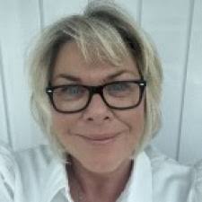 Ann Hurley's Instagram, Twitter & Facebook