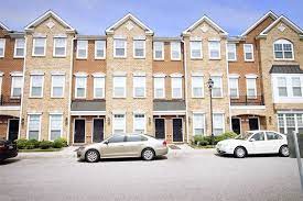 610 Red Hill Road Newport News Va 23602 Spacious Townhouse Near Shopping Club House Pool Property Details For 610 Red H Pool Houses Red Hill Community Pool