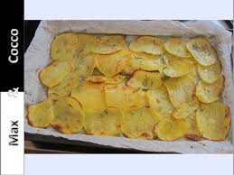 Prendi 4/6 patate e affettale. Filetti Di Branzino In Crosta Di Patate Youtube