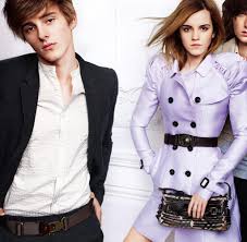 For fans of emma watson! Harry Potter Hexe Burberry Reizt Emma Watsons Schonheit Aus Welt