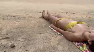 لب ساحل پیدام کرد بهش کس دادم | He found me near beach and I give him my  pussy