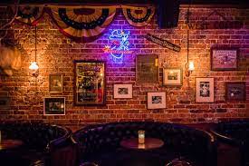 Alabama song/gilles leroy/goncourt 2007 j'ai bien aimé ce roman et ce dès le titre. Alabama Song Bar Northbridge The City Lane