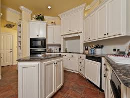 painted vs stained cabinets: best