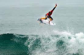 Usa surfing u18 champs crowned, sound waves show preview, josh kerr wins soft top soiree, and a birthday shout to sofia mulanovich. Josh Kerr Uber 21days