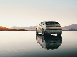 The ioniq 5 (stylized as ioniq 5) is an electric compact crossover suv produced by hyundai. Vx5ncn1g3cyyfm