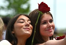 965 graduate from New Trier Township High School Class of 2023