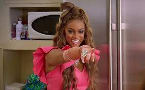 Banks also told the publication that the sequel had to grow up with fans of the original movie, which aired 18 years ago. Eve Life Size 2 Disney Wiki Fandom