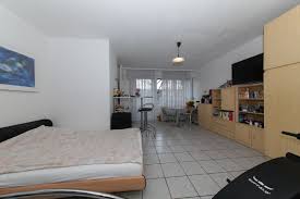 Wir haben 86 immobilien zur miete in 1 zimmer wohnung frankfurt main nähe flughafen ab 377 € für dich gefunden. Etagenwohnung In Frankfurt 32 35 M