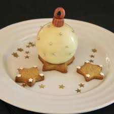 Boule De Noel Chocolat Blanc Mousse Chicoree Boule Chocolat Dessert Noel Boule Chocolat Blanc