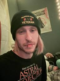 Deco helmet: a nice addition to my office