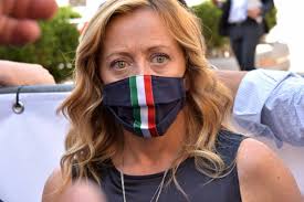 Non dormo più la notte. Te E Tu Sorella Gli Insulti Di Veronesi Contro Giorgia Meloni Ilgiornale It