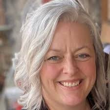 Frances Layne's Instagram, Twitter & Facebook