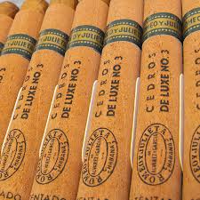Die exklusive romeo y julieta cedros de luxe. Romeo Y Julieta Cedros De Luxe No 3 Cigar Box Of 25