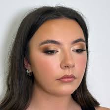 Shannon Mackay Makeup & Beauty