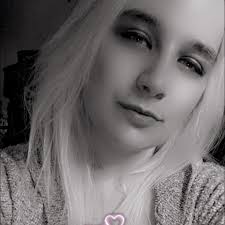 Great Camping Hack! Twin sheets for large 6' Picnic tables, Crib sheets fit  the 4 ft models perfectly