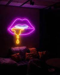 Imagem Descoberto Por Lucian Descubra E Salve Suas Proprias Imagens E Videos No We Heart It Neon Signs Neon Art Neon Lighting
