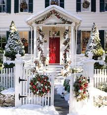 Whether you're planning a trip to pick out that perfect tree (or scoring a chic alternative) or decking out your mantel or front porch, every space in your home can benefit from the full festive treatment.but if you're running out of room to spread cheer, we suggest you. 56 Amazing Front Porch Christmas Decorating Ideas