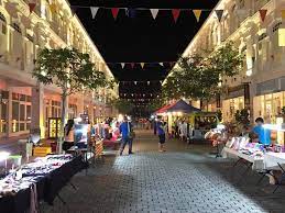 * the facts given above are based on traveler data on triphobo and might vary from the actual figures. Enjoy The Retro Feels At Porto Historia Night Market In Jonker Street Johor Now