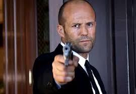 Fakat bunun yanında spora yönelen ünlü aktrist modellik yaptığı sıralarda i̇ngiliz yönetmen guy ritchie ile tanışan jason statham oyunculuk kariyerine bacon adlı film ile giriş yaptı. A Aparut Trailerul Lui Parker Noul Film In Care Apare Jason Statham
