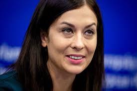 Égette a tízmilliókat az esküvőjén Cseh Katalin