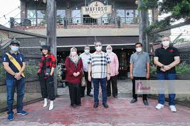 Seperti banyak terhalang gedung tinggi, bangunan tinggi dan pohon yang tinggi. Imranhajiismail Imranhajiismail Twitter