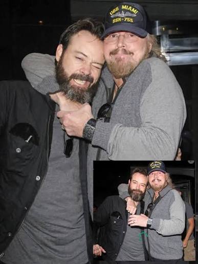 Barry Gibb with his son Stephen Gibb #fblifestyle