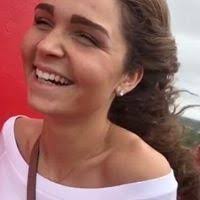 Rachael Beam's Instagram, Twitter & Facebook