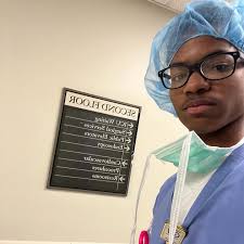 Hi!! My name is Daisy Bishop and I'm from Washington DC. I am fully  committed to Georgetown & considering majoring in Business or Economics. I  enjoy hanging out with my friends whether