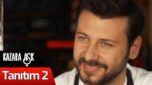 Bir kaza sonucu tanıştıktan sonra yaşamlarında yeni bir sayfa açılan gençlerin öyküsünü anlatan yaz dizisi, oyuncu kadrosuyla dikkat çekiyor. Kazara Ask Dizisi Oyunculari Ve Karakterleri Aciklandi Iste Kazara Ask Oyuncu Kadrosu Son Dakika Magazin Haberleri