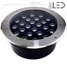 Spot encastrable carré ou spot led rond, installé dans un angle précis de votre mur ou fixé sur le plafond, vous bénéficiez d'un éclairage encastré parfait, illuminant toutes les pièces de la maison. Spot Led Exterieur Puissant 24w En Inox Encastre De Sol Byled Fr