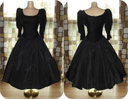 Vintage 80s Retro 50s Black Taffeta Velvet Full Sweep Party Dress Gunne Sax Size 11 Large Prom Vintage Retro Clothing Velvet Bridesmaid Dresses Retro Outfits