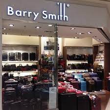 Owner of @1stteamathletic, @eatpoundcakes and. Barry Smith Barry Smith Sunway Pyramid