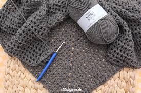 Maybe you would like to learn more about one of these? Anleitung Dreieckstuch Mit Fransen Hakeln Stitchydoo