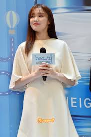 Health and fitness awareness through the promotion of amazing events. Lee Sung Kyung Greets Fans At Mid Valley Megamall Kuala Lumpur