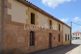 Lugares especialmente tranquilos donde podrán disfrutar de unos días de descanso involvidables en contacto con la naturaleza gracias a sus increibles paisajes. Salamanca Casa Rural En Venta Palencia De Negrilla Lancois Doval