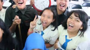 We did not find results for: Smk Pim Melompat Lebih Tinggi Video Perpisahan Smk Putra Indonesia Malang Youtube