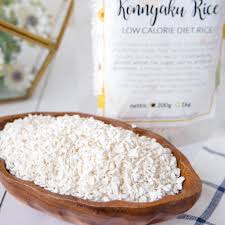 Beras shirataki terkenal karena kaya serat dan tidak mengandung kalori sama sekali. 200g Shirataki Rice Low Carb Beras Konnyaku Beras Diet Konyaku Ambico Numi Center