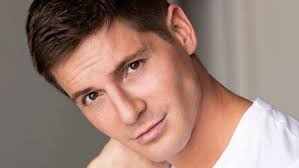 GH Dillon Quartermaine Comeback Buzz — GH Alum Robert Palmer Watkins Teases  Return— (Details in comment)