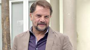 El actor héctor parra es detenido por abusar de su propia hija. La Saga Hector Parra Se Defiende Y Niega Haber Abusado Sexualmente De La Hija Que Tuvo Con Ginny Hoffman